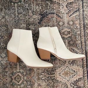 Matisse x Lulus white bootie